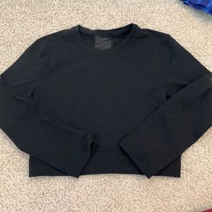 Black lululemon cropped longsleeve (3/4 sleeve)